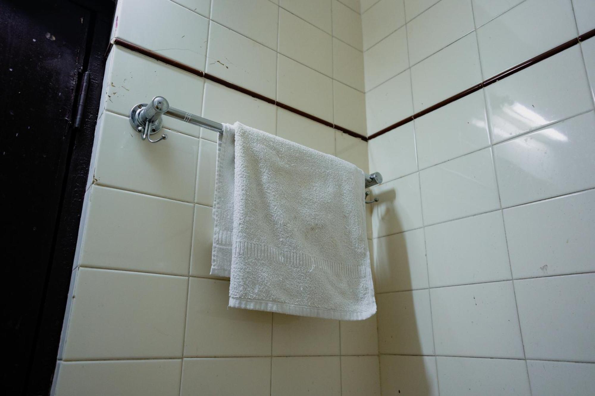 אינדורה Hotel Girdhar Mahal מראה חיצוני תמונה